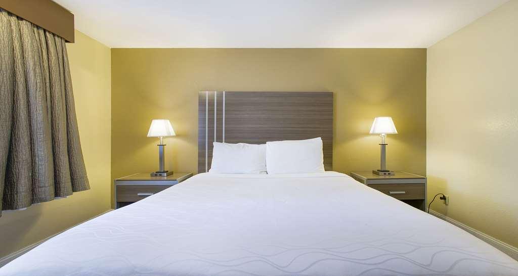 Surestay Plus Hotel By Best Western Sacramento North Room photo
